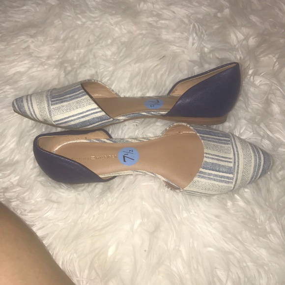 Tommy Hilfiger Flats - Picture 3 of 4